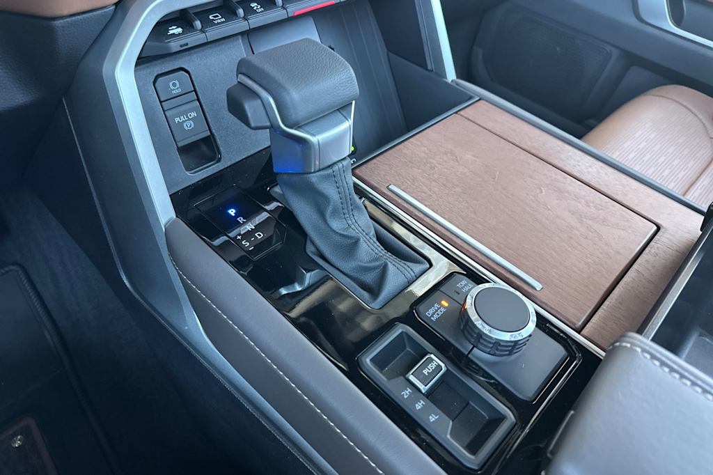 Thumbnail: 2025 Toyota Tundra - 14