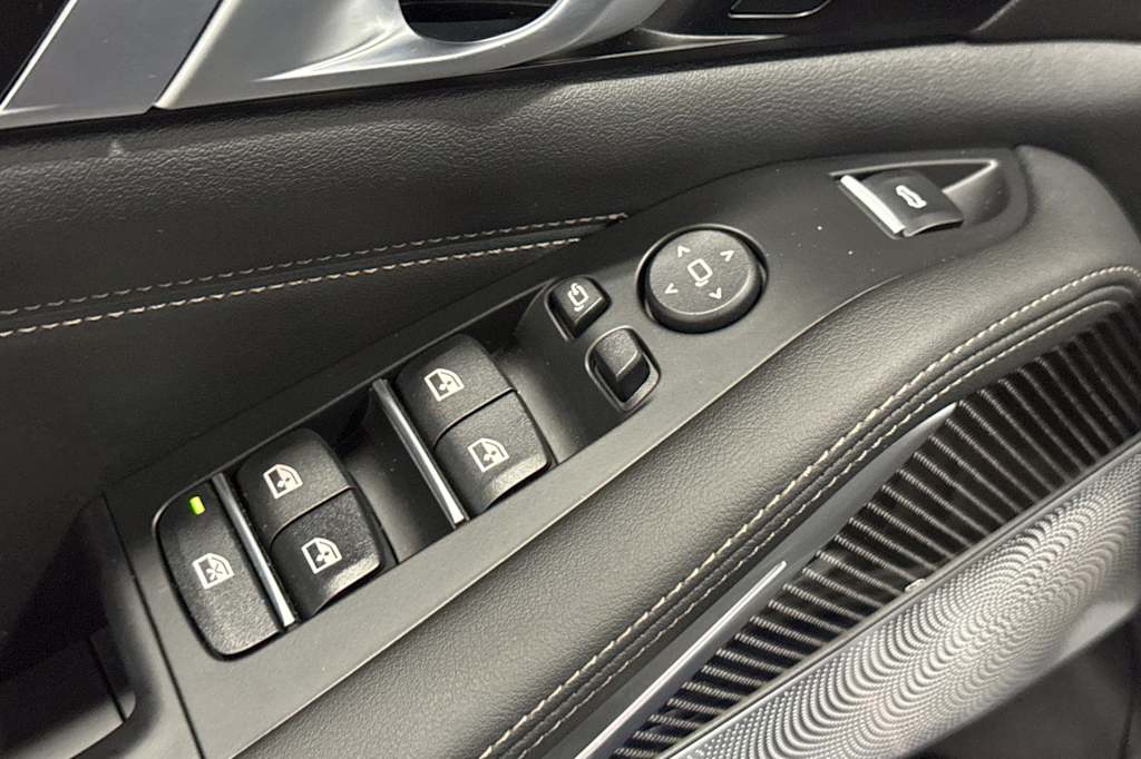 Thumbnail: 2026 BMW X5 - 23