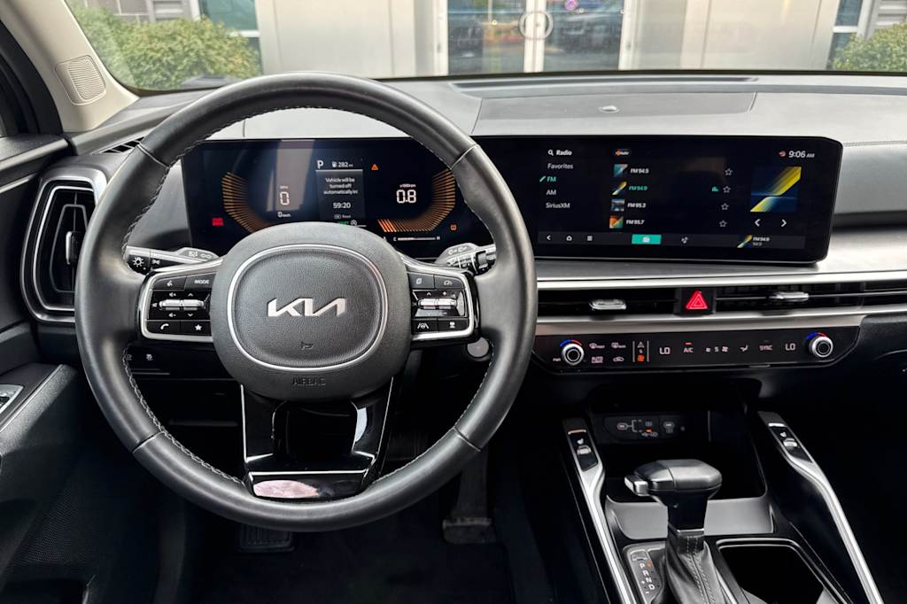 Thumbnail: 2025 Kia Sorento - 12