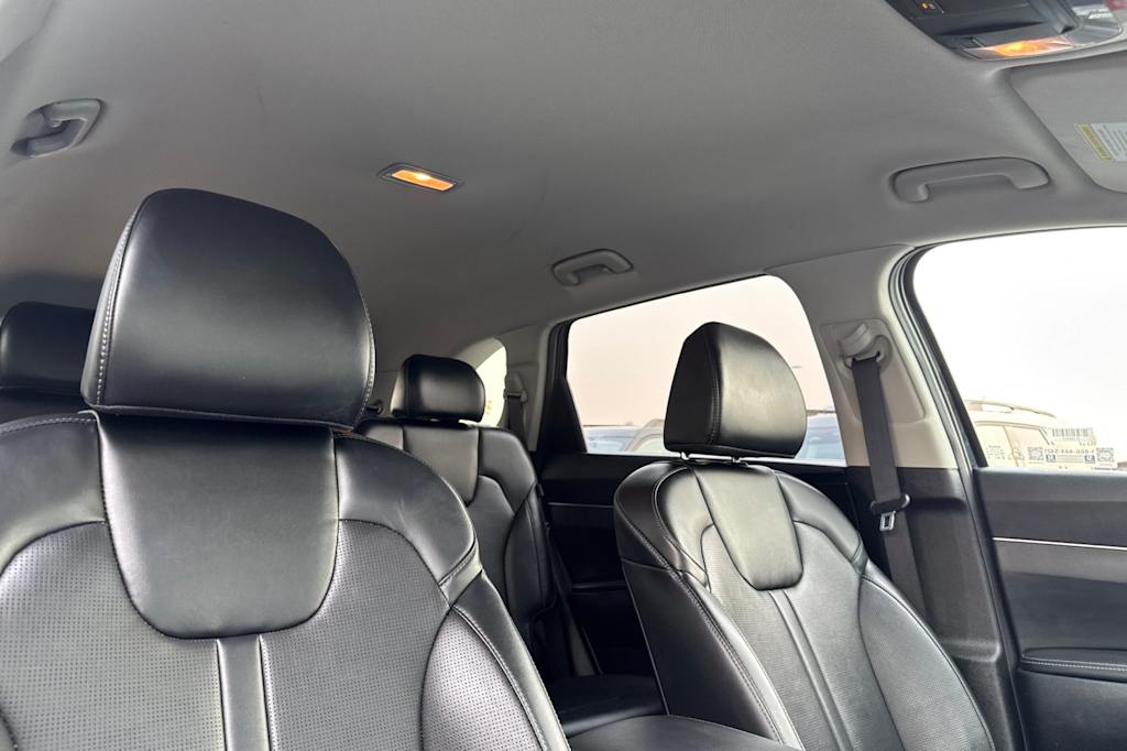 Thumbnail: 2025 Kia Sorento - 10