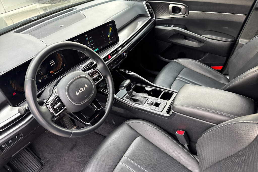 Thumbnail: 2025 Kia Sorento - 8
