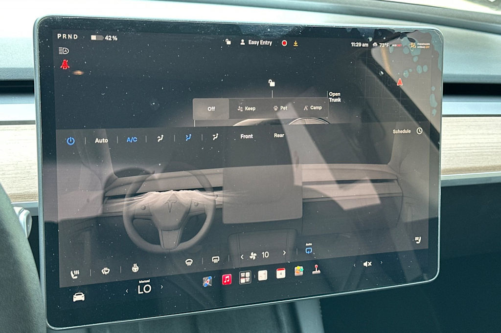 Thumbnail: 2023 Tesla Model 3 - 22