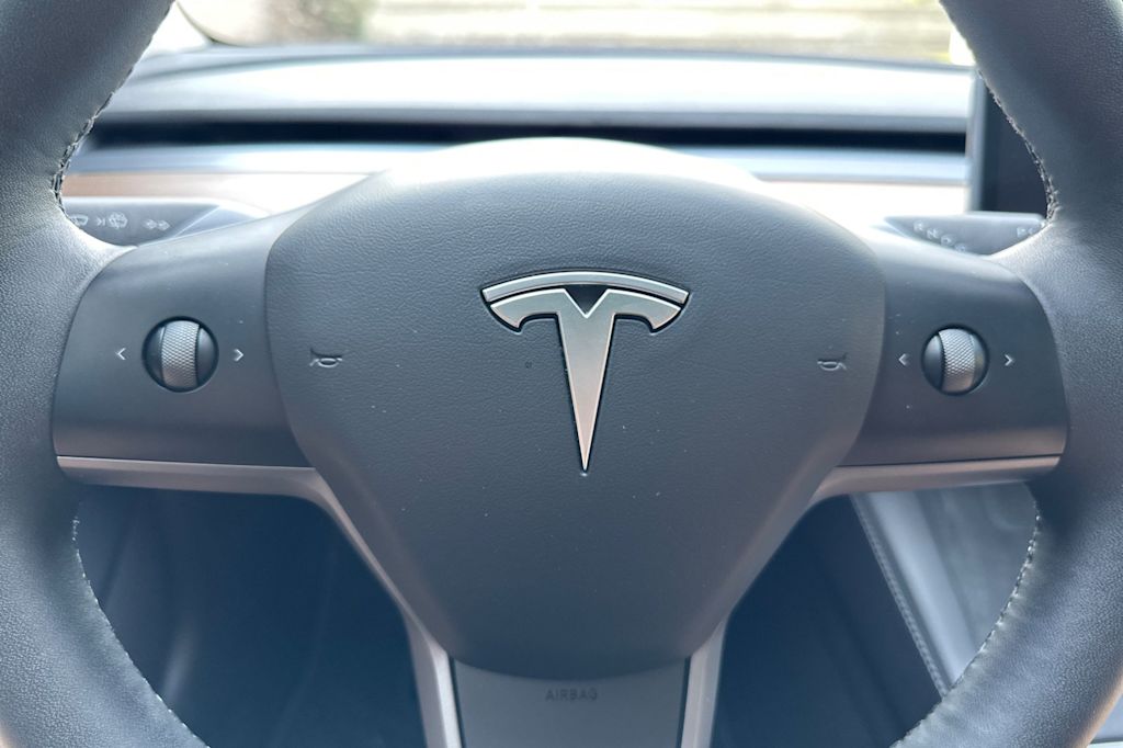 Thumbnail: 2023 Tesla Model 3 - 24