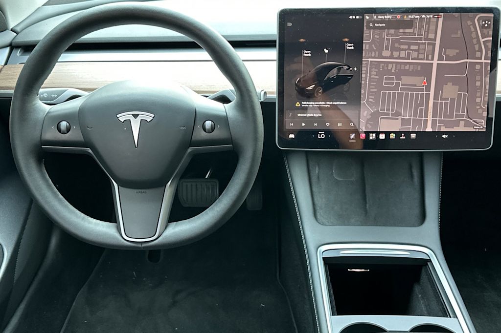 Thumbnail: 2023 Tesla Model 3 - 8