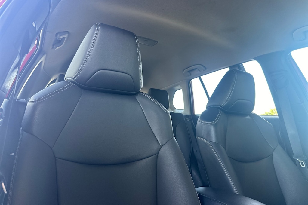 Thumbnail: 2022 Toyota Corolla Cross - 10