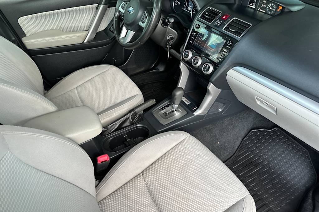 Thumbnail: 2017 Subaru Forester - 10