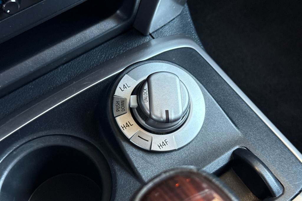Thumbnail: 2019 Toyota 4Runner - 31