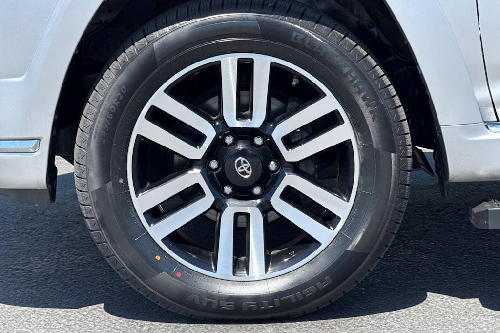 Thumbnail: 2019 Toyota 4Runner - 6