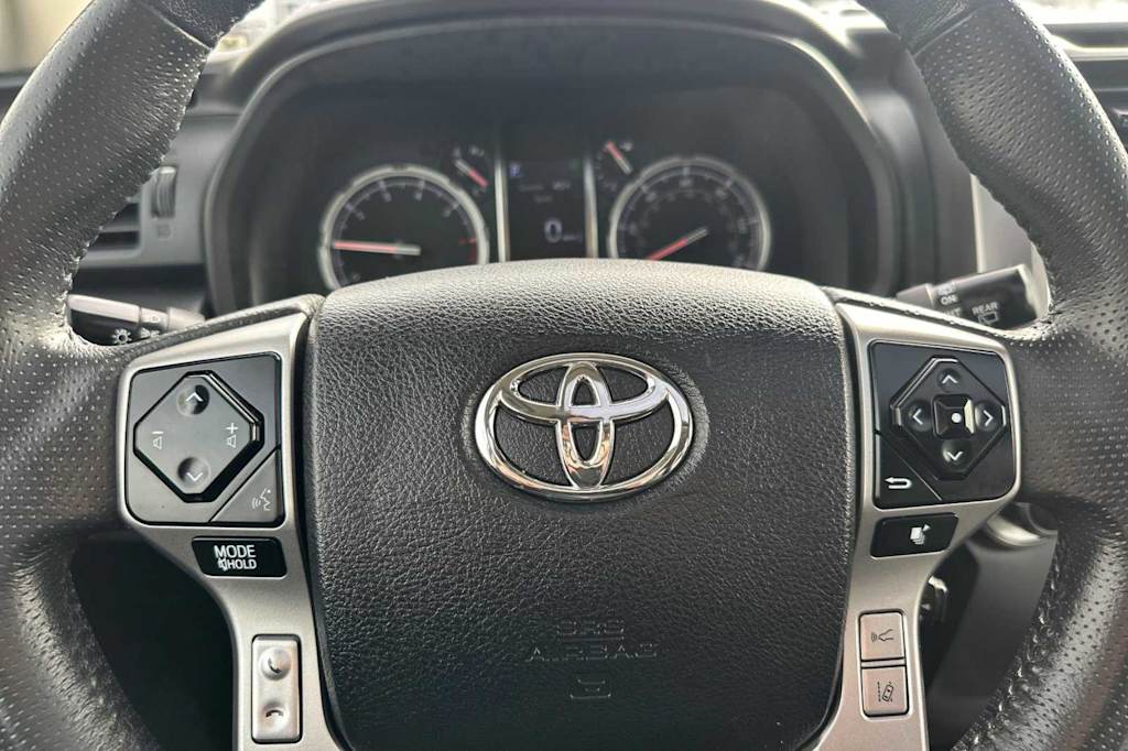 2021 Toyota 4Runner Limited 27