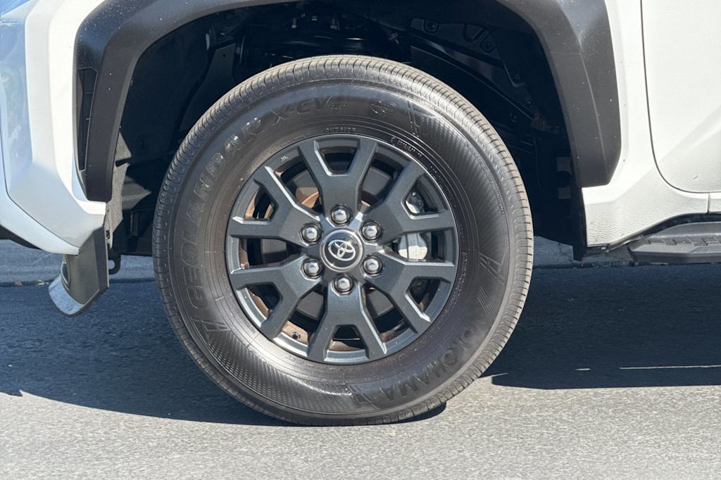 Thumbnail: 2025 Toyota 4Runner - 7