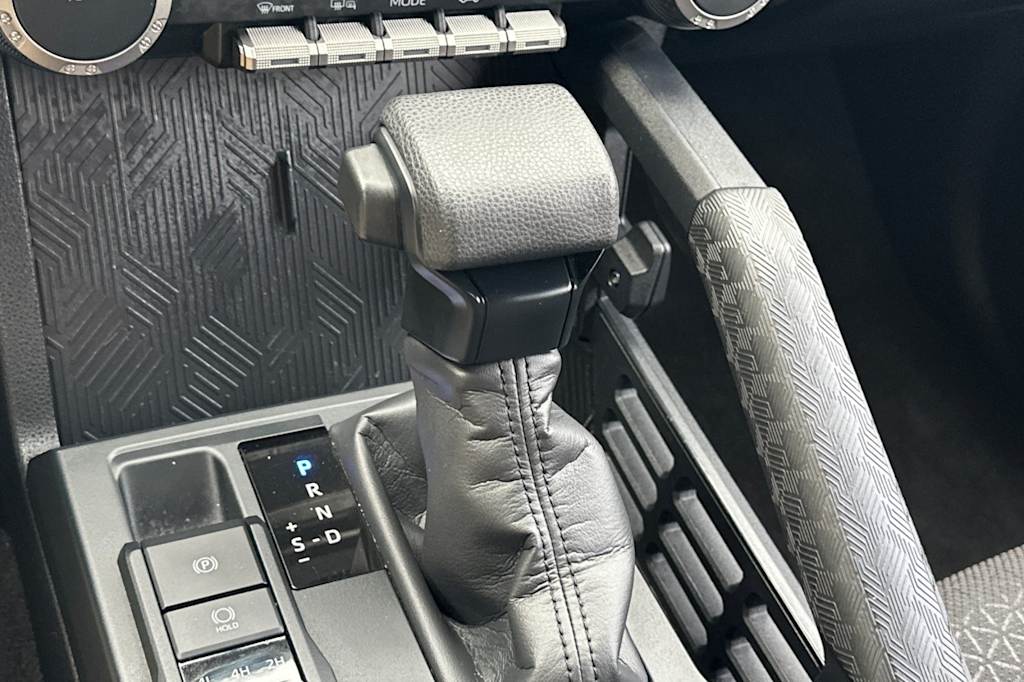 Thumbnail: 2025 Toyota 4Runner - 14