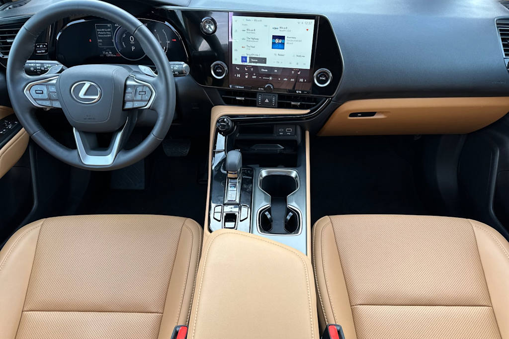 Thumbnail: 2025 Lexus ES - 2