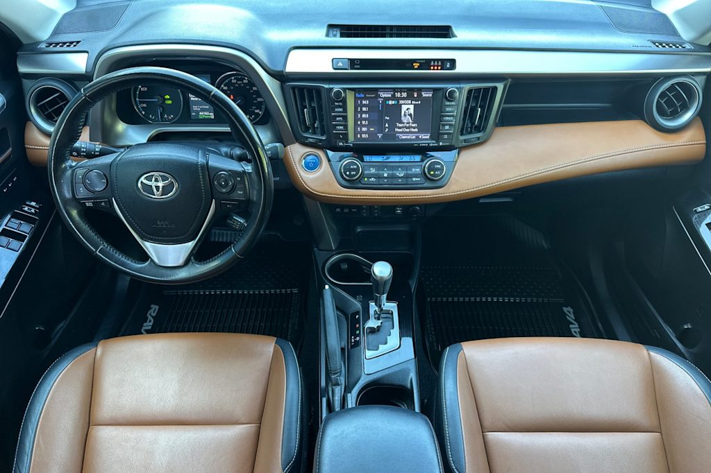 Thumbnail: 2018 Toyota RAV4 - 2