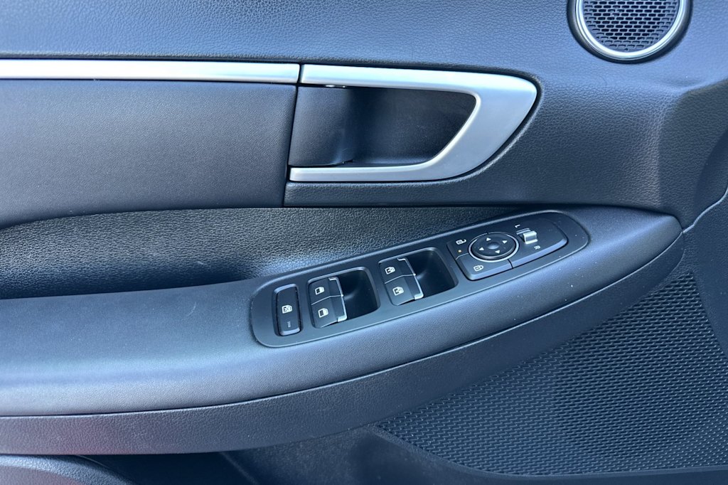 Thumbnail: 2025 Hyundai Sonata - 19