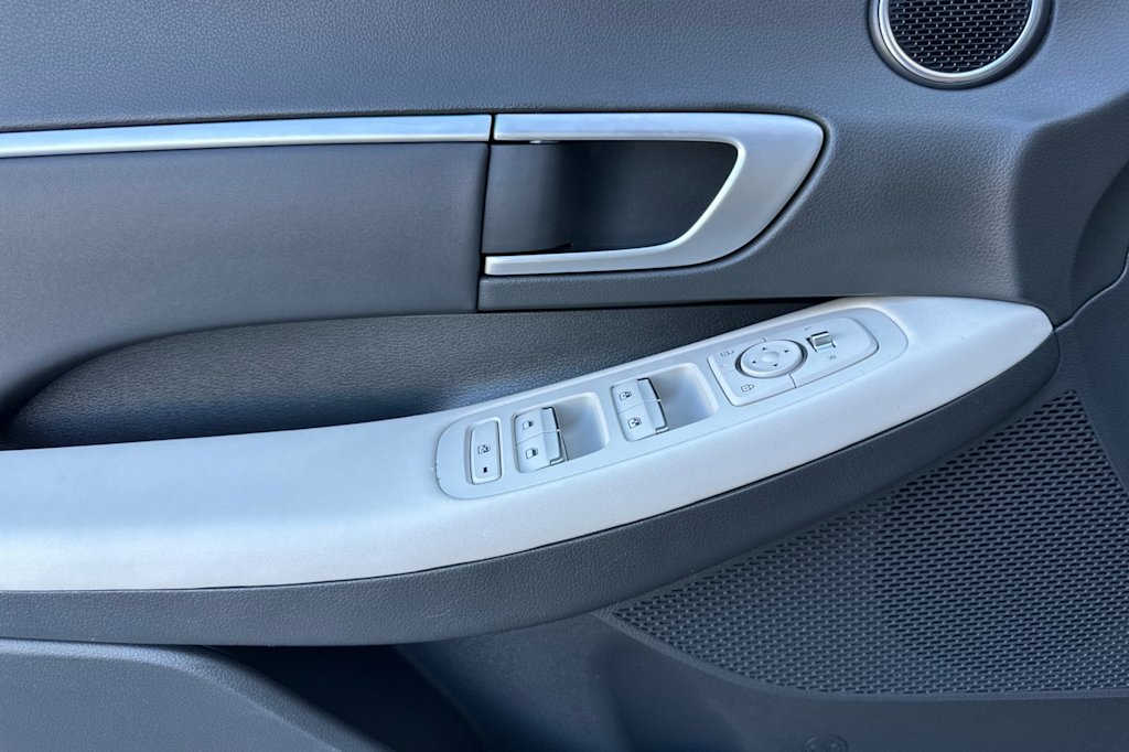 Thumbnail: 2025 Hyundai Sonata - 19