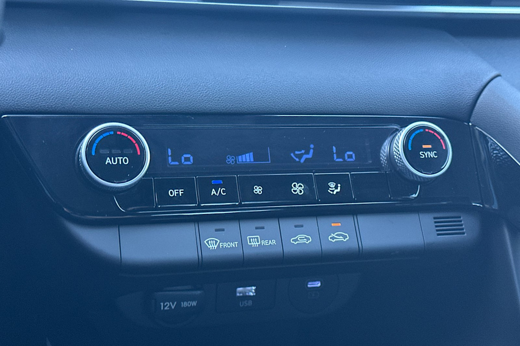 Thumbnail: 2026 Hyundai Elantra - 24