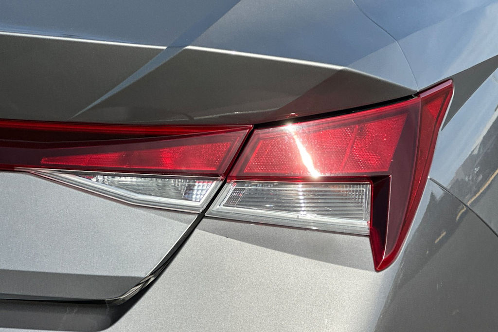 Thumbnail: 2023 Hyundai Elantra - 28
