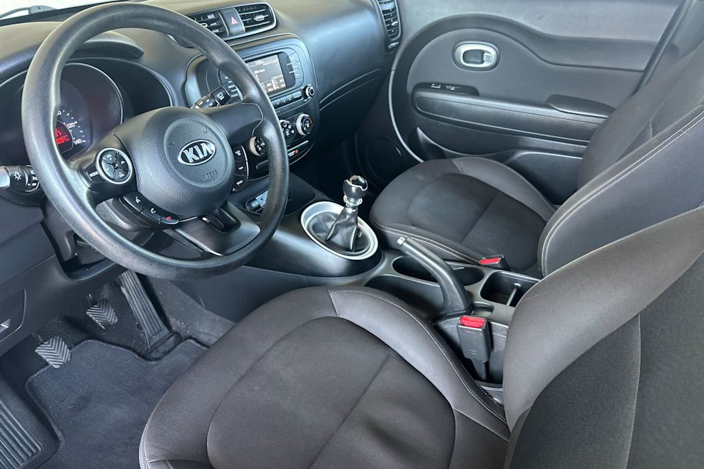 Thumbnail: 2017 Kia Soul - 9