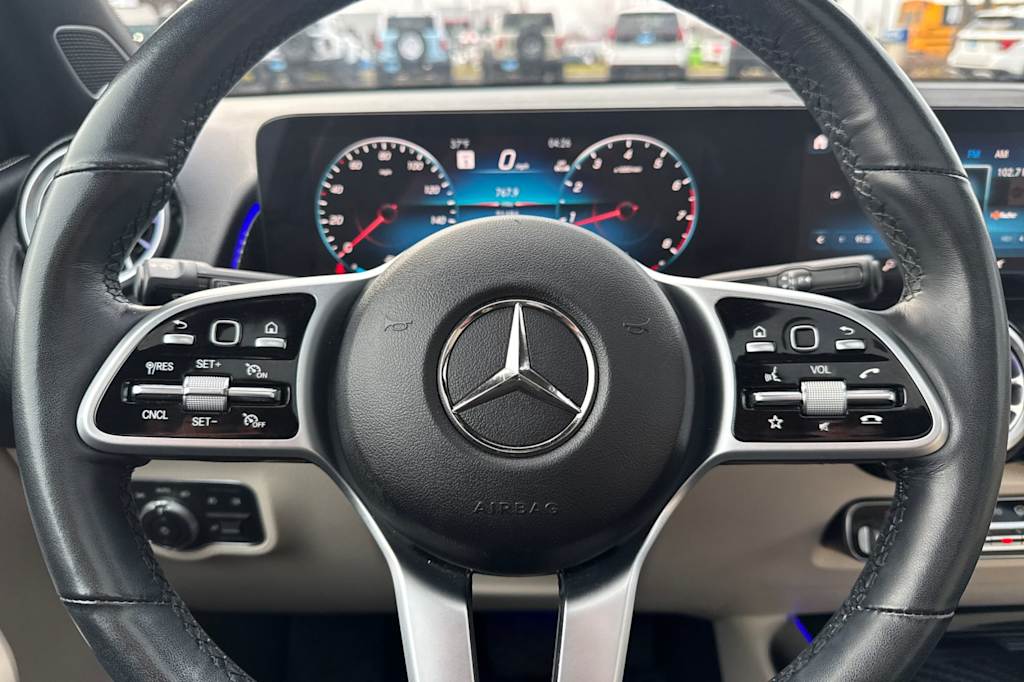 Thumbnail: 2023 Mercedes-Benz GLB - 26