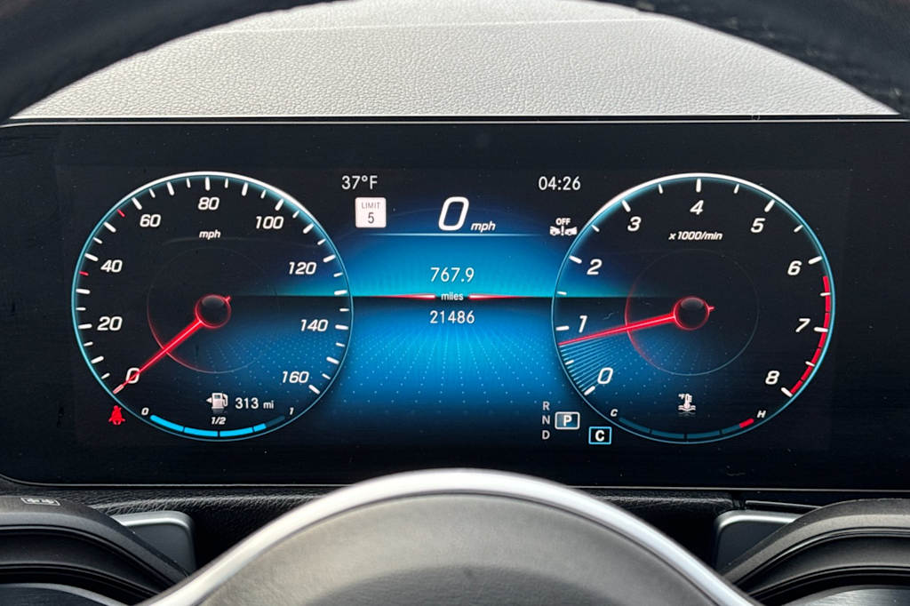 Thumbnail: 2023 Mercedes-Benz GLB - 27