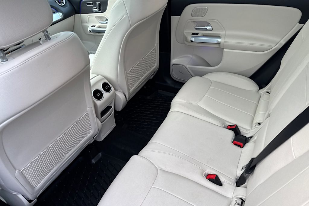 Thumbnail: 2023 Mercedes-Benz GLB - 9