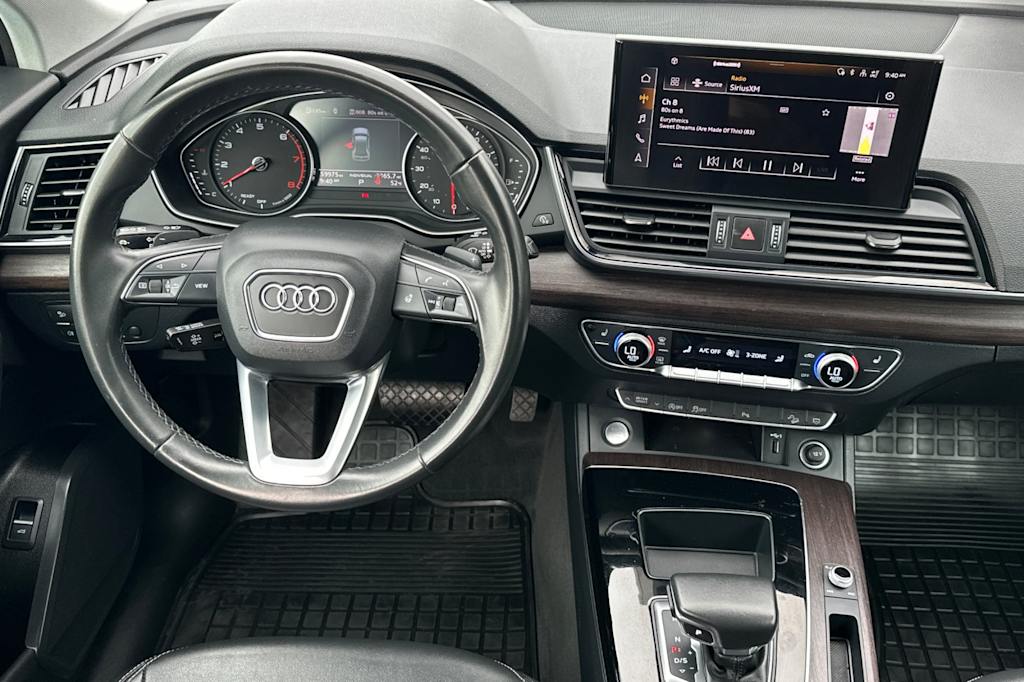 Thumbnail: 2023 Audi Q5 - 10