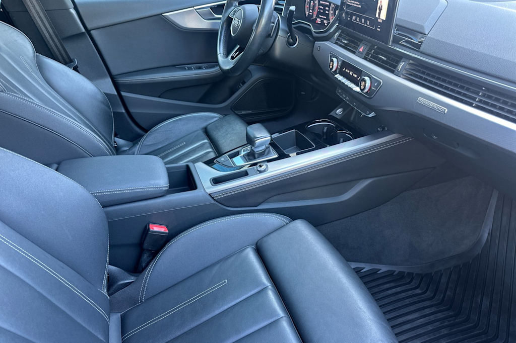 Thumbnail: 2022 Audi A5 - 9
