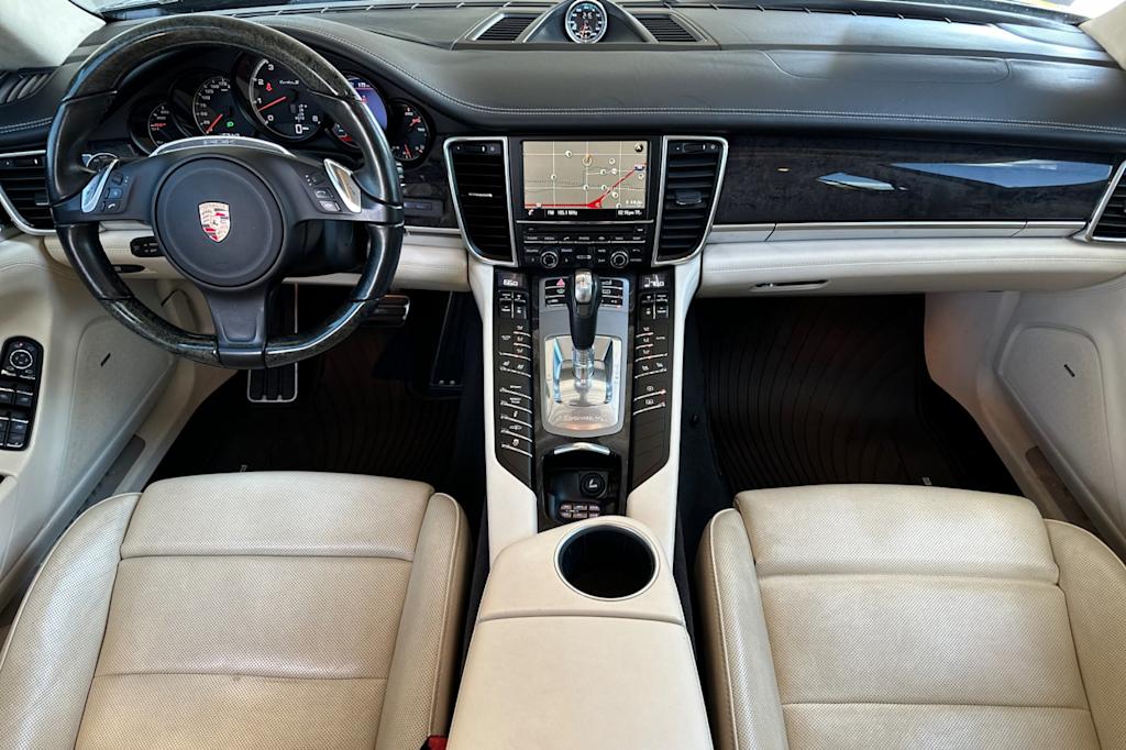 Thumbnail: 2014 Porsche Panamera - 2