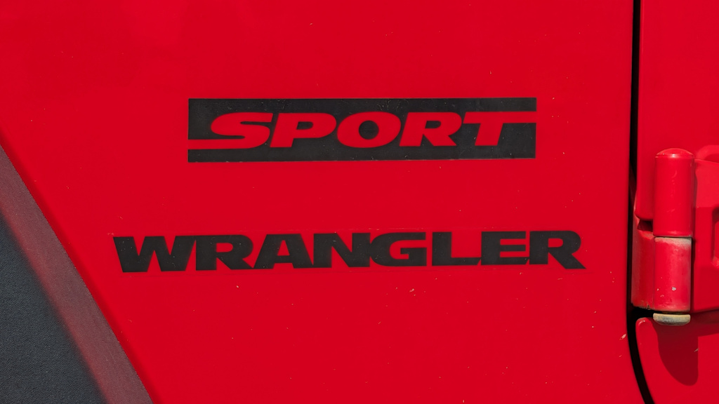 Thumbnail: 2015 Jeep Wrangler - 7