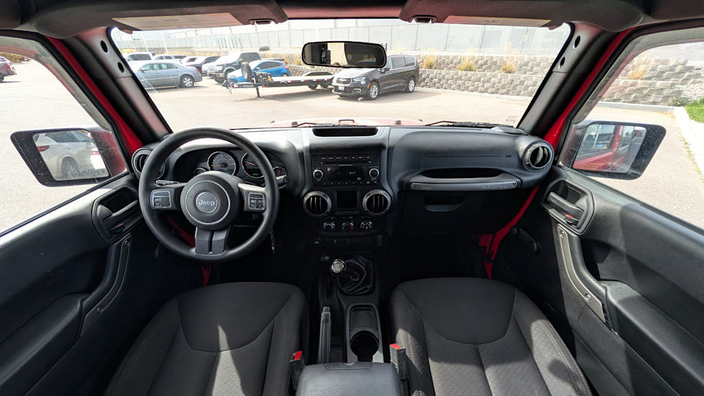 Thumbnail: 2015 Jeep Wrangler - 9