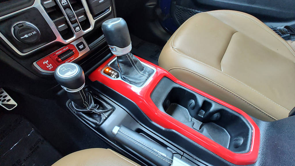 Thumbnail: 2020 Jeep Wrangler - 14