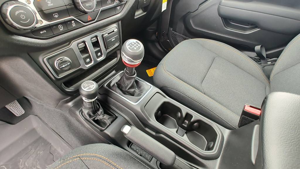 Thumbnail: 2026 Jeep Wrangler - 16