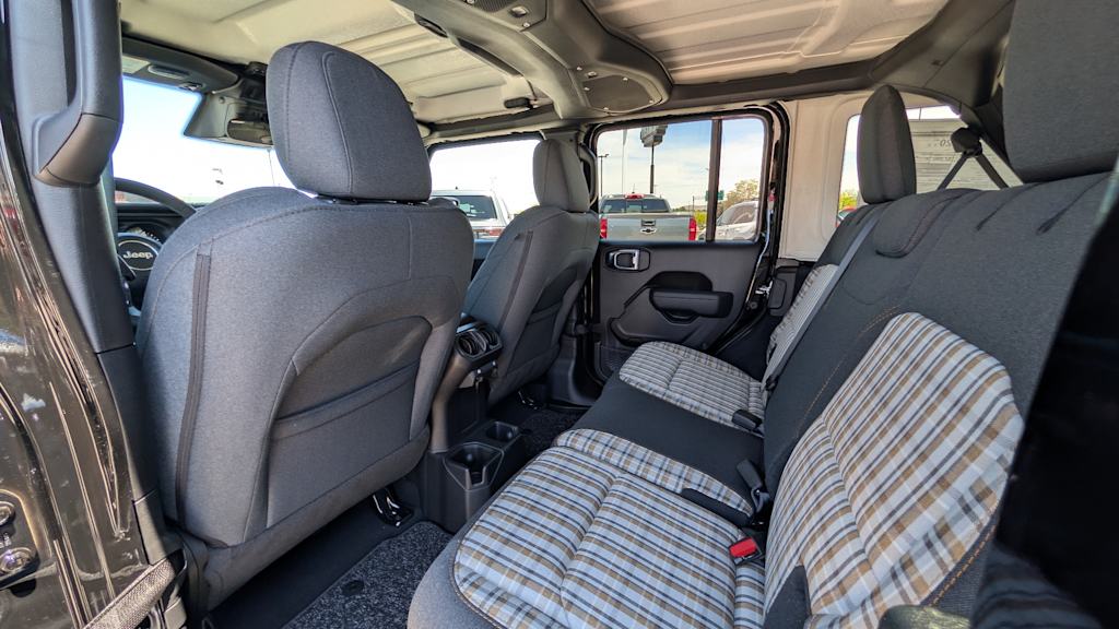 Thumbnail: 2026 Jeep Wrangler - 19