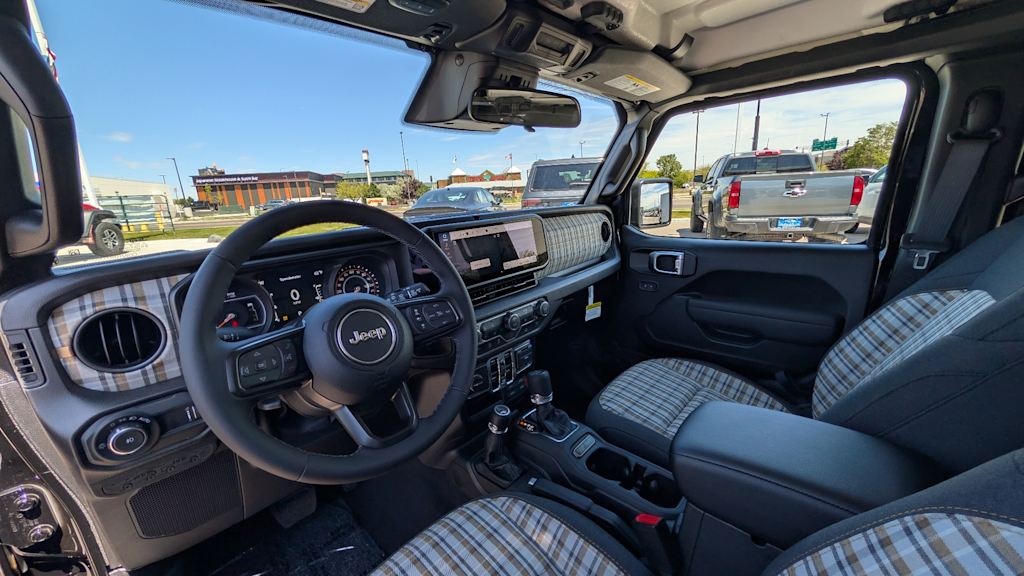 Thumbnail: 2026 Jeep Wrangler - 2