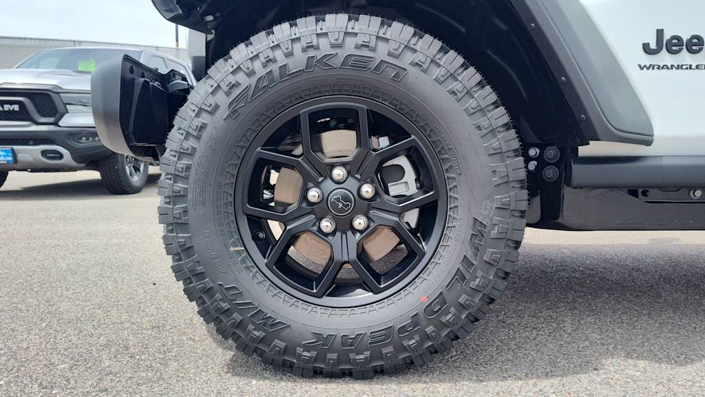 Thumbnail: 2026 Jeep Wrangler - 8