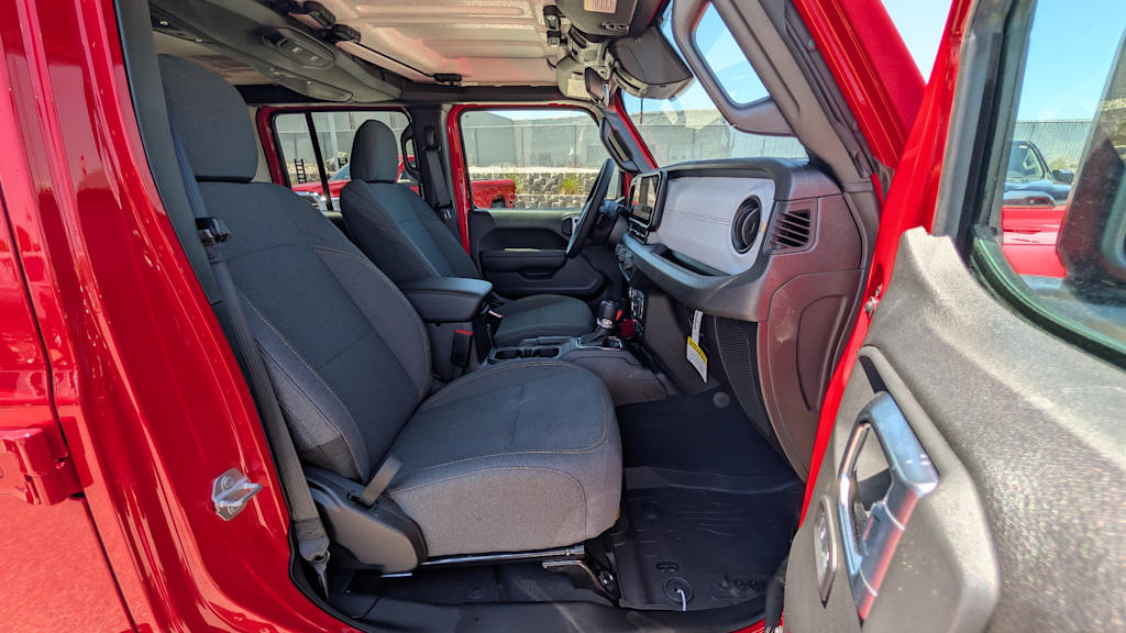 Thumbnail: 2026 Jeep Wrangler - 21