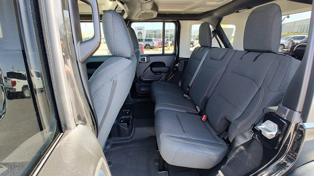 Thumbnail: 2026 Jeep Wrangler - 20