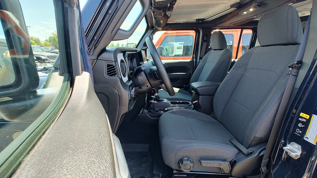 Thumbnail: 2025 Jeep Wrangler - 11
