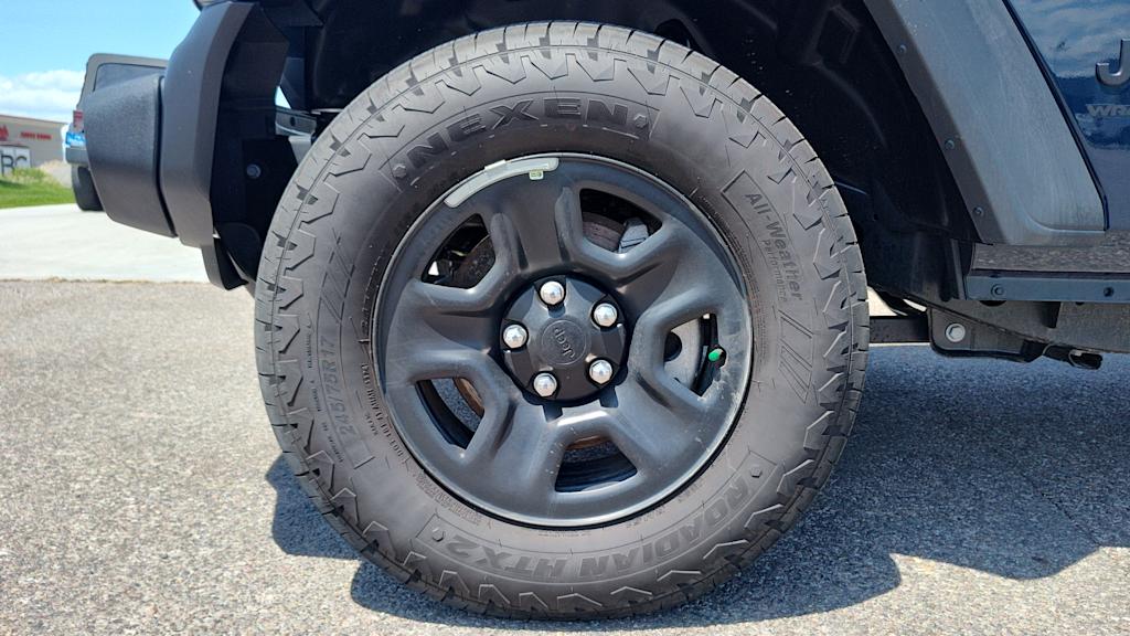 Thumbnail: 2025 Jeep Wrangler - 8