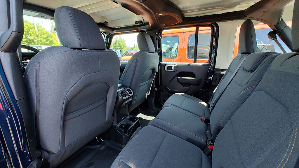 Thumbnail: 2025 Jeep Wrangler - 12