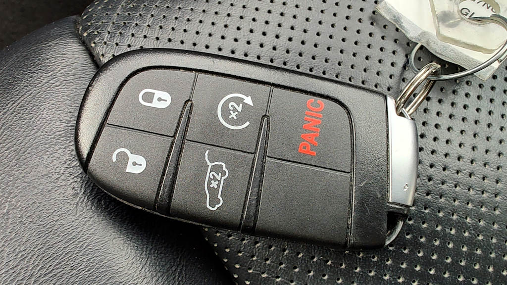 Thumbnail: 2022 Dodge Durango - 19