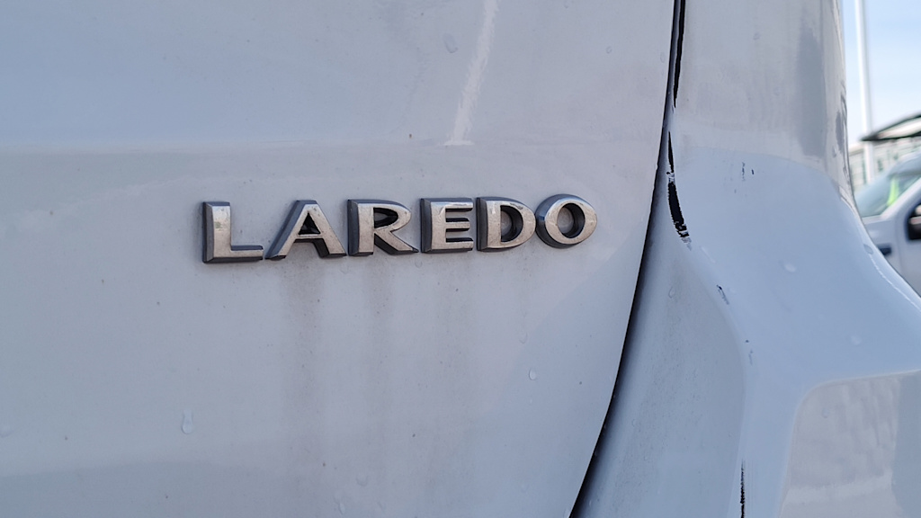 Thumbnail: 2021 Jeep Grand Cherokee - 25