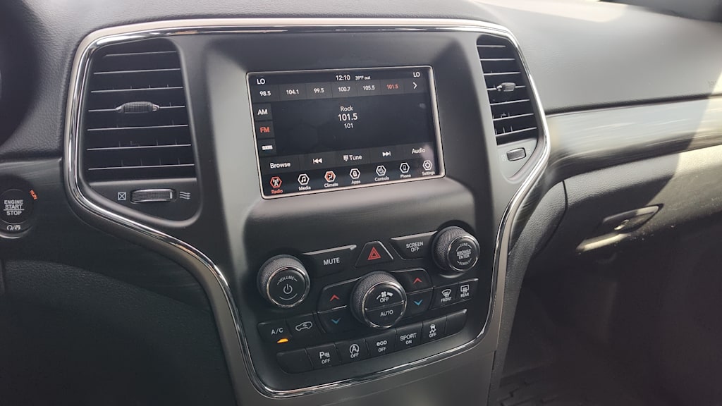 Thumbnail: 2021 Jeep Grand Cherokee - 15