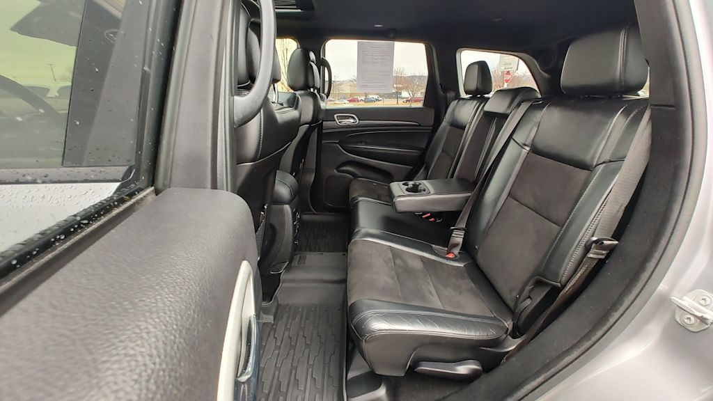 Thumbnail: 2021 Jeep Grand Cherokee - 21