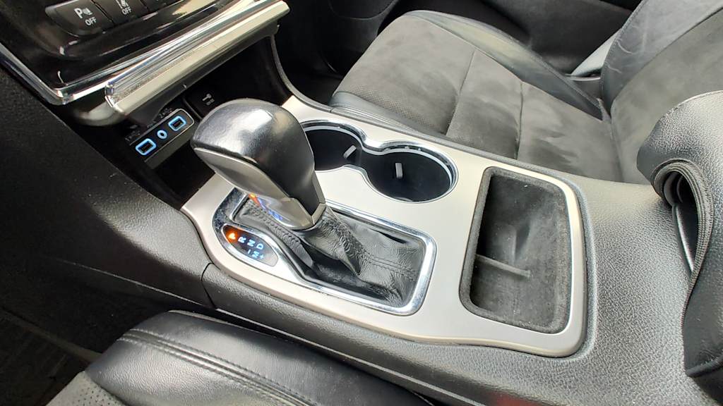 Thumbnail: 2021 Jeep Grand Cherokee - 16