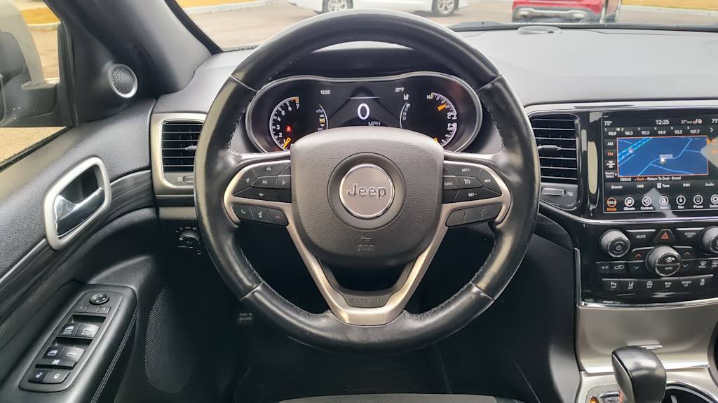 Thumbnail: 2021 Jeep Grand Cherokee - 14