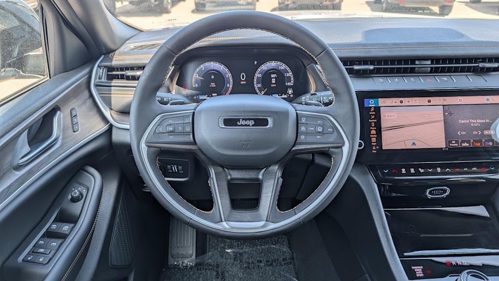 Thumbnail: 2026 Jeep Grand Cherokee - 13