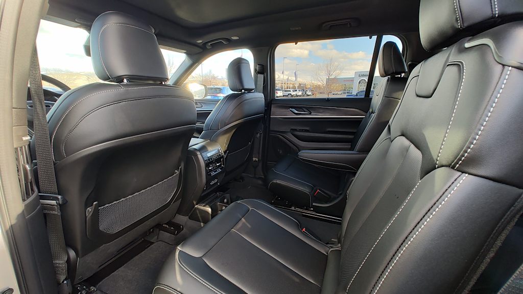 Thumbnail: 2025 Jeep Grand Cherokee L - 19