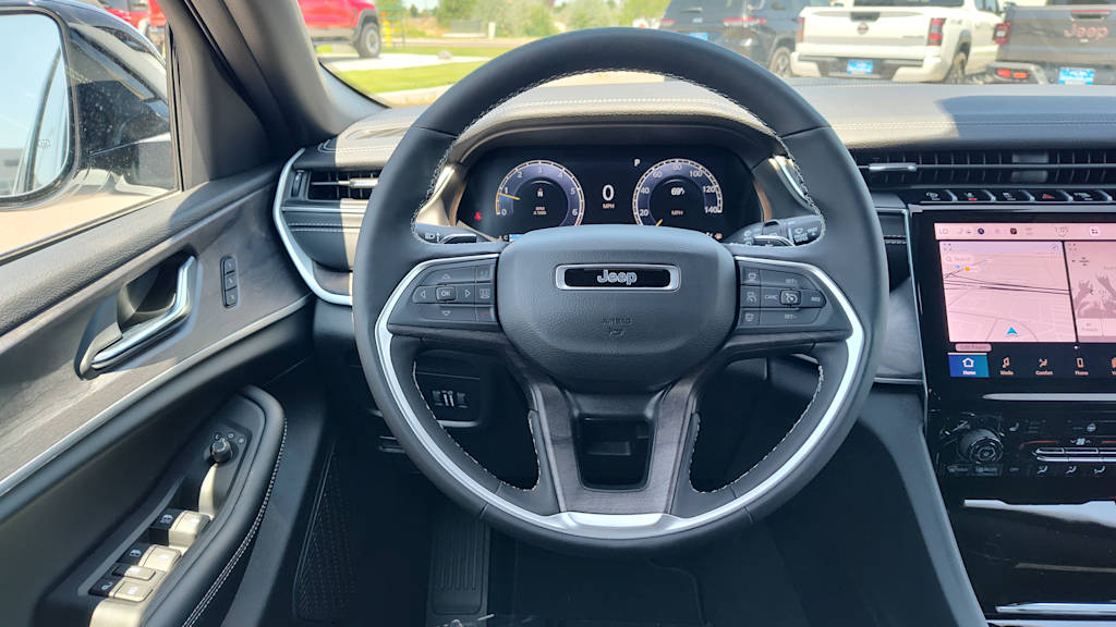 Thumbnail: 2025 Jeep Grand Cherokee L - 12