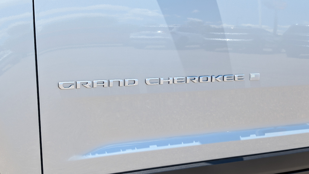 Thumbnail: 2026 Jeep Grand Cherokee L - 7